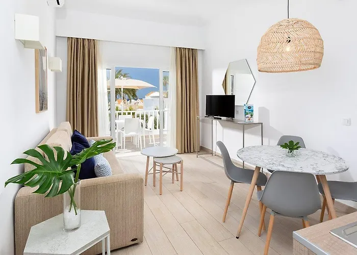 Aparthotel Lagos De Fañabé 4*