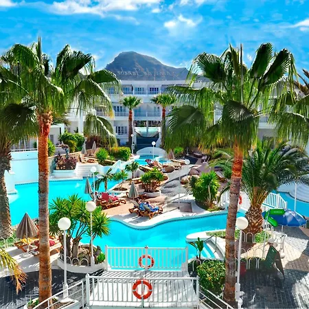 ラゴス デ ファナベ ビーチ アパートホテル