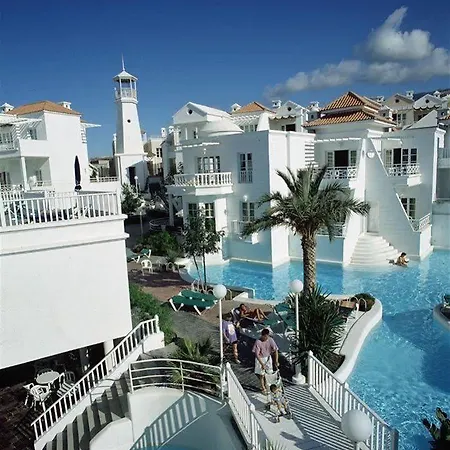 ラゴス デ ファナベ ビーチ 4* アデヘ