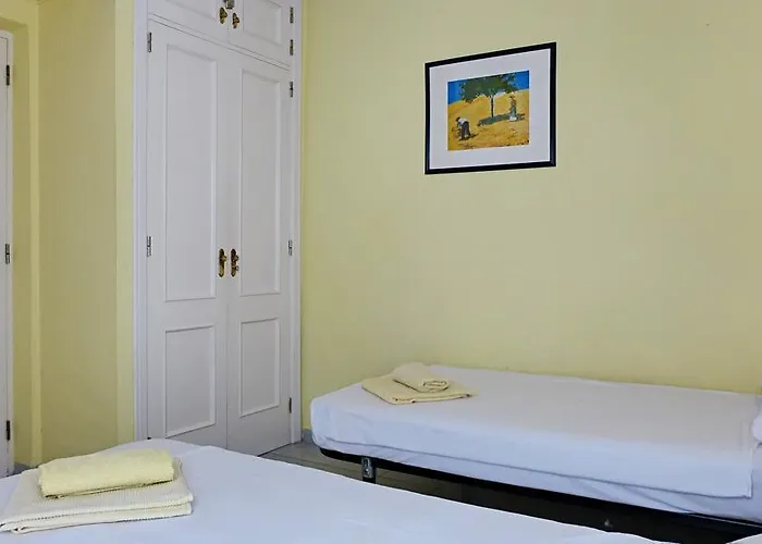 拉各斯法纳贝海滩度假酒店 4* 阿德耶